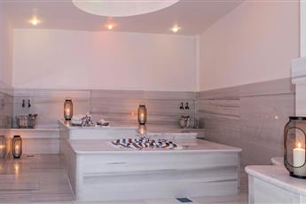 Lalila Blue Suites 5*