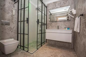 Lalila Blue Suites 5*