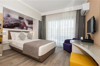 Lalila Blue Suites 5*