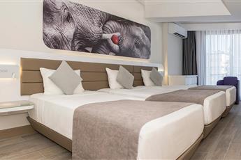 Lalila Blue Suites 5*