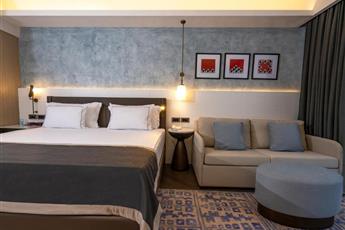 Lara Barut Collection 5*