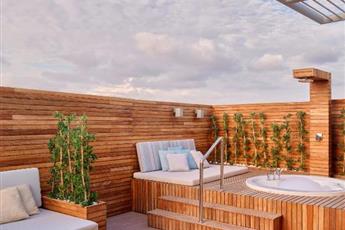 Lara Barut Collection 5*
