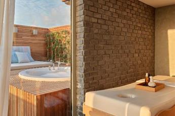 Lara Barut Collection 5*