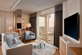 Lara Barut Collection 5*