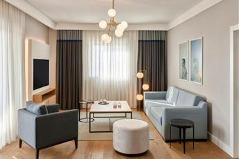 Lara Barut Collection 5*