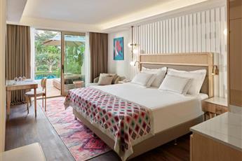Lara Barut Collection 5*
