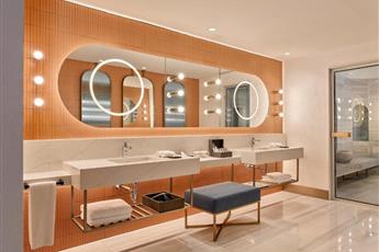 Lara Barut Collection 5*