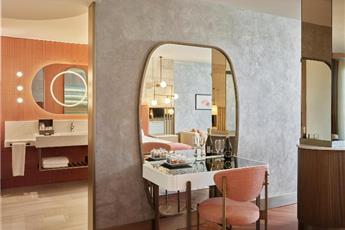 Lara Barut Collection 5*