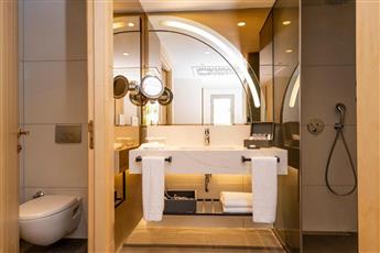 Lara Barut Collection 5*