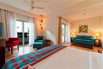 Lara Barut Collection 5*