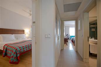 Lara Barut Collection 5*