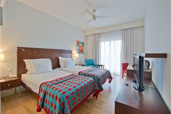 Lara Barut Collection 5*