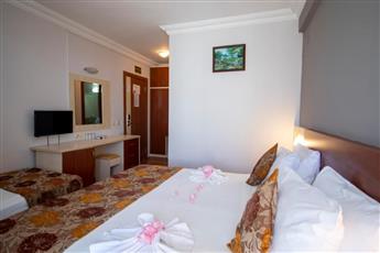 Lara Dinc Hotel