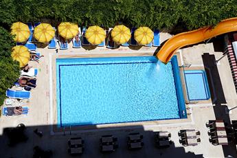 Lara Dinc Hotel