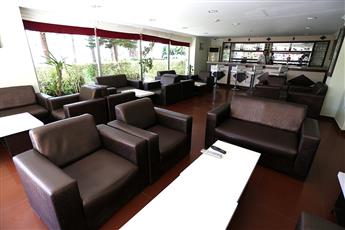 Lara Dinc Hotel