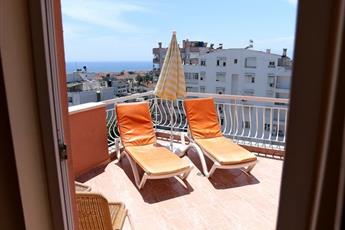 Lara Dinc Hotel