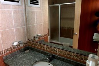 Lara Dinc Hotel