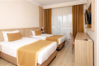 Lara Garden Hotel 4*