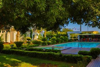 Lara Garden Hotel 4*