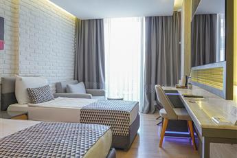 Laren Family Hotel & Spa 4* Laren Family Hotel & Spa 4*