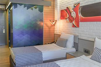 Laren Family Hotel & Spa 4* Laren Family Hotel & Spa 4*