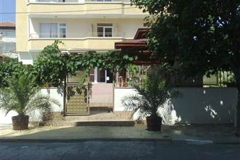 Larisa 1&2 Hotel 3* Larisa 1&2 Hotel 3*