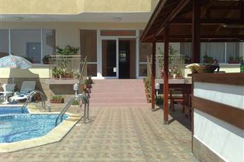 Larisa 1&2 Hotel 3* Larisa 1&2 Hotel 3*