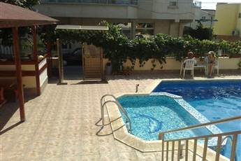 Larisa 1&2 Hotel 3* Larisa 1&2 Hotel 3*