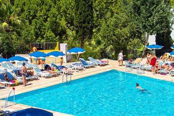 Larissa Beach Club Side 4* Larissa Beach Club Side 4*