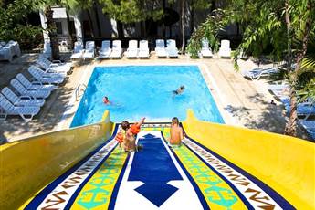 Larissa Beach Club Side 4* Larissa Beach Club Side 4*