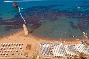 Larissa Beach Club Side 4* Larissa Beach Club Side 4*