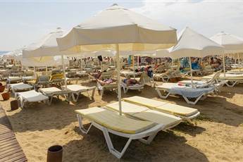 Larissa Beach Club Side 4* Larissa Beach Club Side 4*