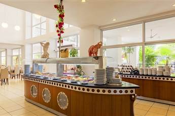 Larissa Beach Club Side 4* Larissa Beach Club Side 4*