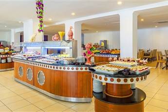 Larissa Beach Club Side 4* Larissa Beach Club Side 4*