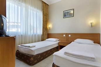 Larissa Beach Club Side 4* Larissa Beach Club Side 4*