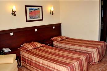 Larissa Sultan Beach Hotel 4*