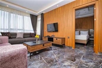 Laristone Suite Spa Hotel