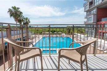 Laristone Suite Spa Hotel