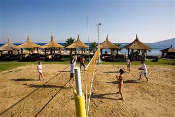 Latanya Park Resort 4*