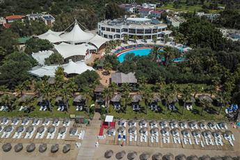 Latanya Park Resort