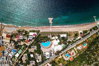 Latanya Park Resort