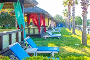 Latanya Park Resort