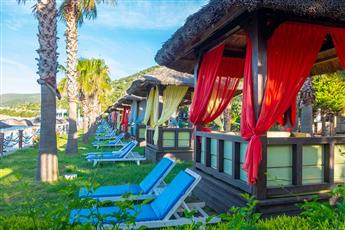 Latanya Park Resort