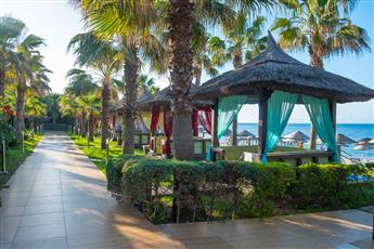 Latanya Park Resort