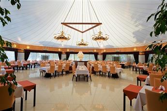 Latanya Park Resort