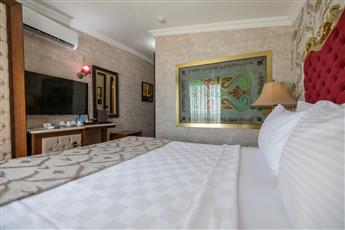 Laur Hotels Experience & Elegance 5*