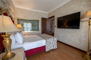 Laur Hotels Experience & Elegance 5*