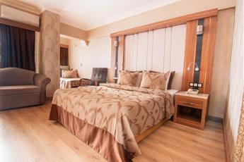 Laur Hotels Experience & Elegance