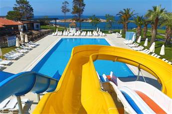 Le Bleu Hotel & Resort 5* Le Bleu Hotel & Resort 5*