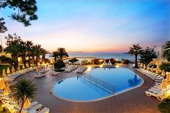 Le Bleu Hotel & Resort 5* Le Bleu Hotel & Resort 5*